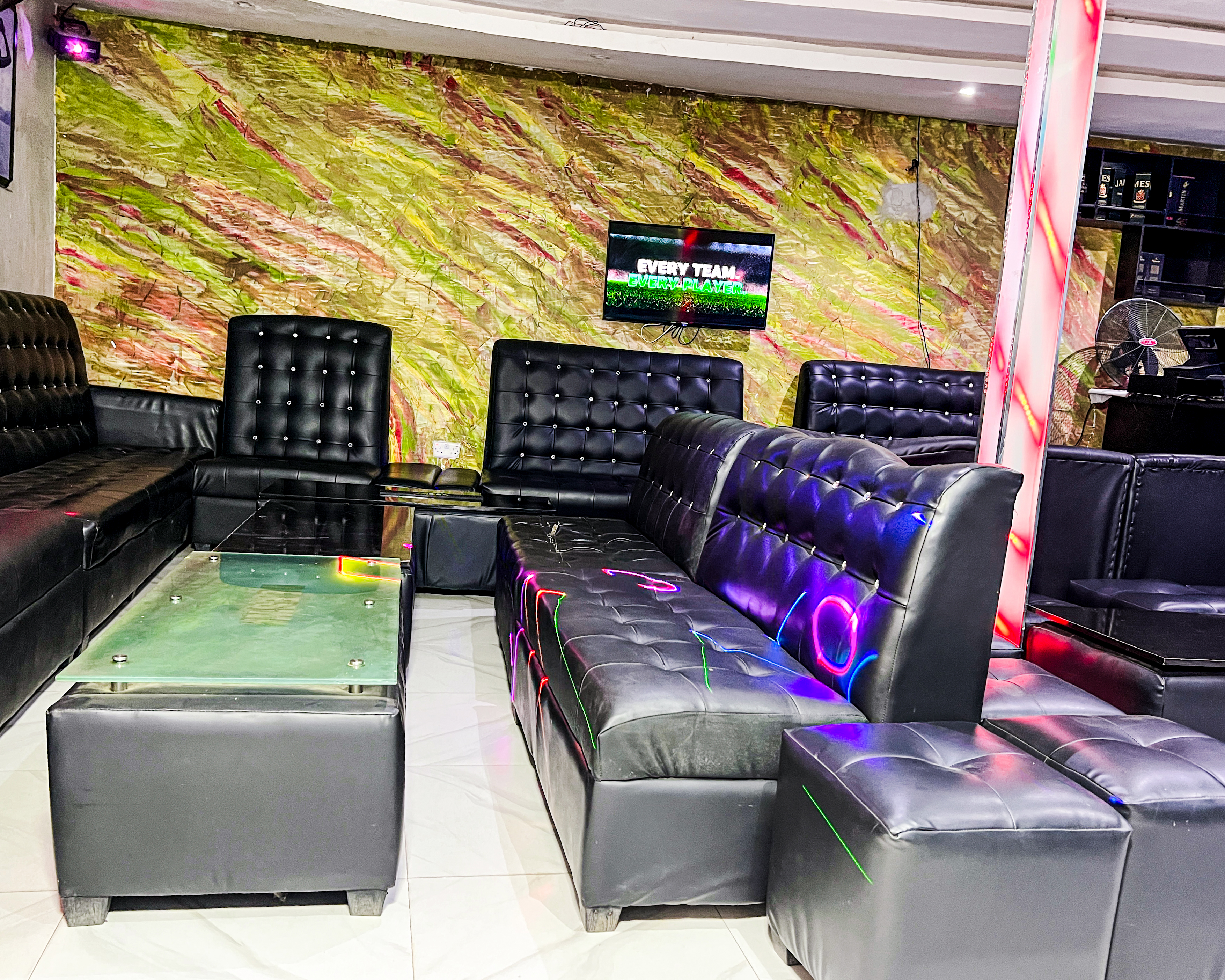 Meeting rooms, workspaces, and corporate facilities